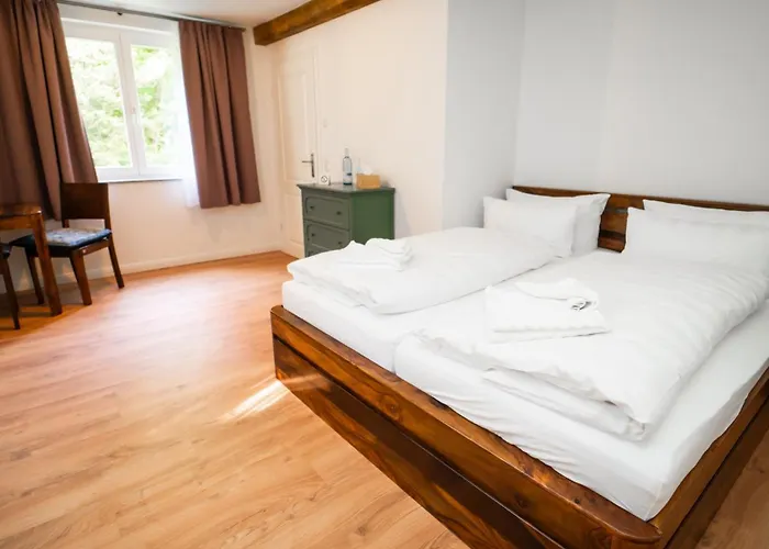 Hotell Schloss Sigroen Apartements *